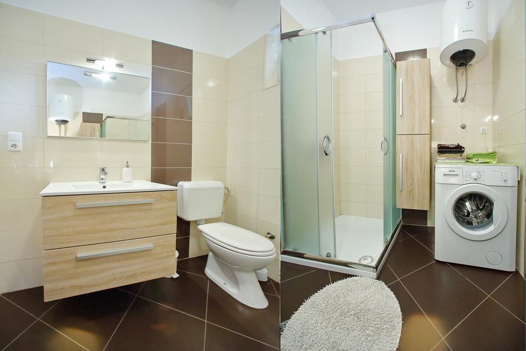 Apartments Kero Бибине Екстериор снимка