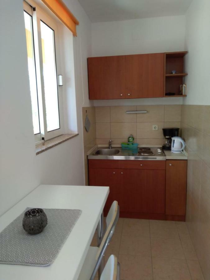 Apartments Kero Бибине Екстериор снимка